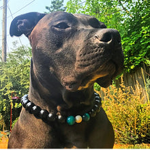 Load image into Gallery viewer, Tuxedo Bead Collar