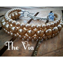 Load image into Gallery viewer, The Via in Gold ~ Pearl Dog Collar